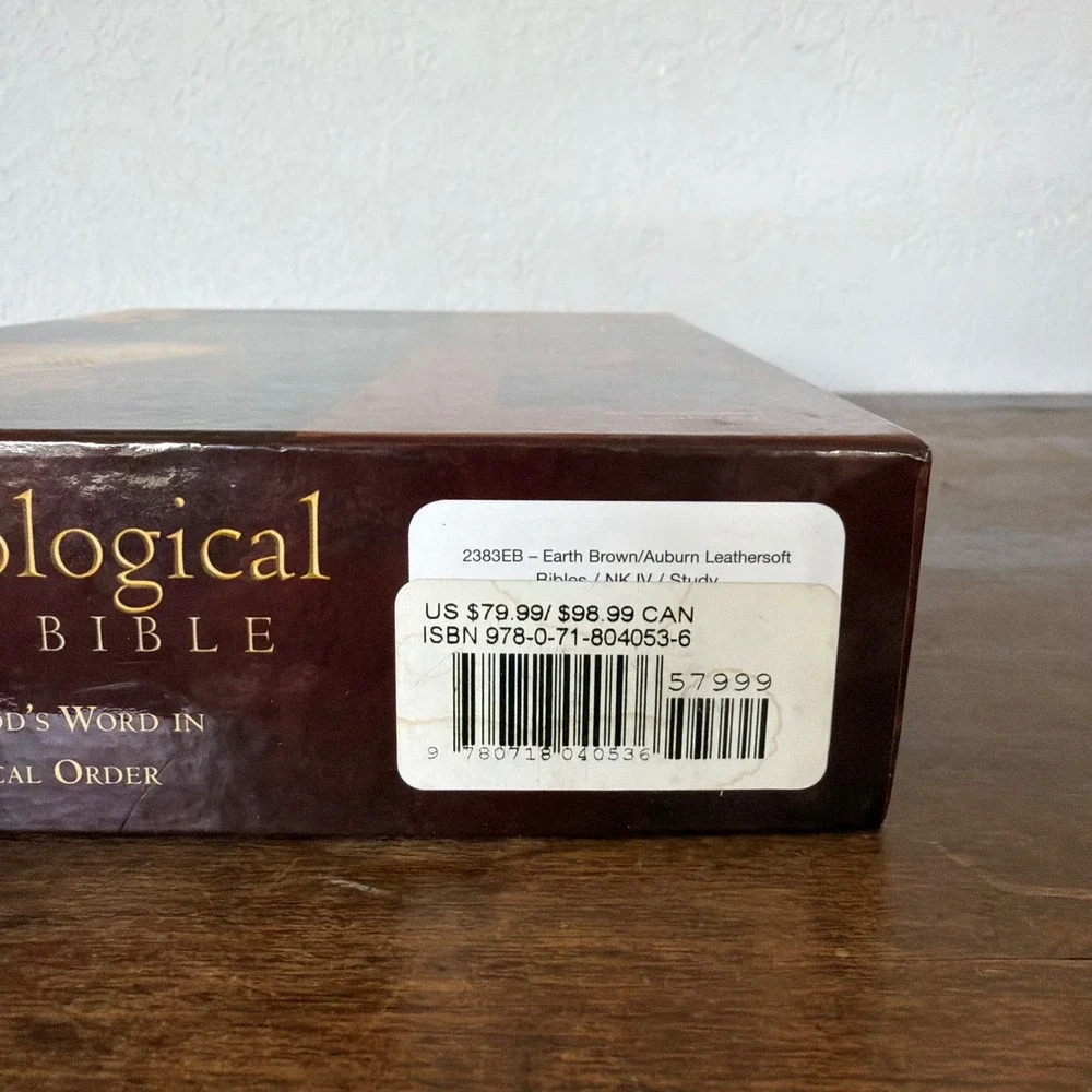 Chronological Study Bible NKJV Signature‎ Series Thomas Nelson Leathersoft NIB